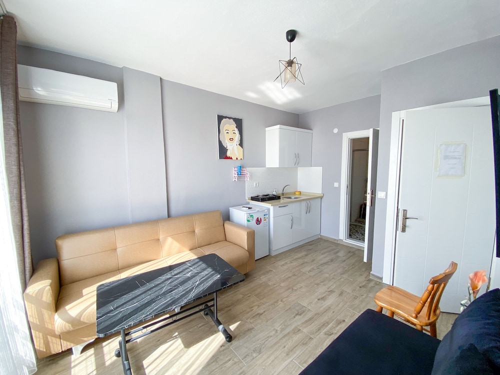 Comfort Apartment, Smoking, Partial Sea View photo 3