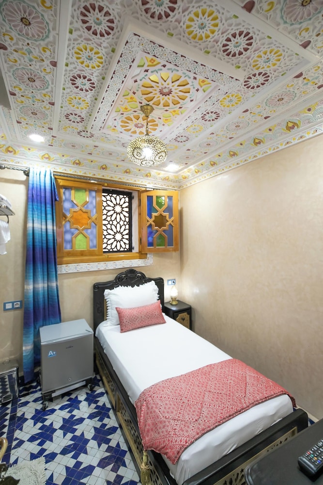 Deluxe Room - Photo 1