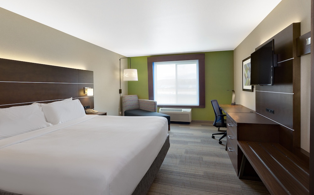 Standard Room, 1 King Bed, Accessible (Comunications, Tub) - Photo 3
