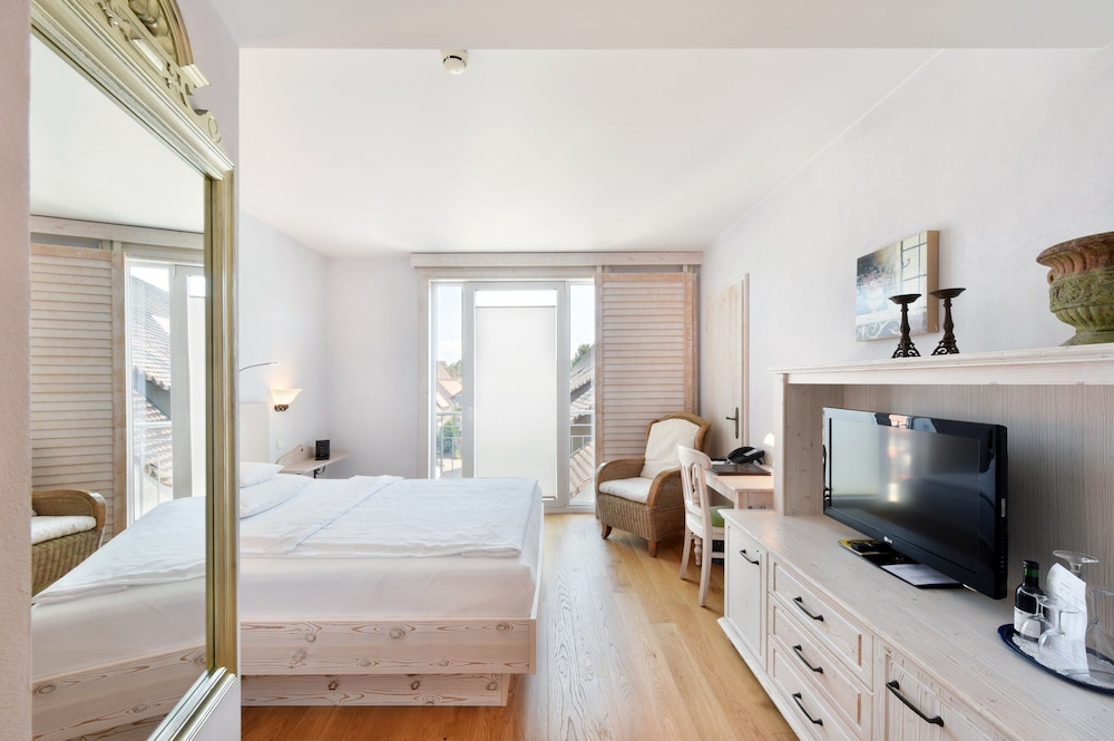 Standard Room photo 2