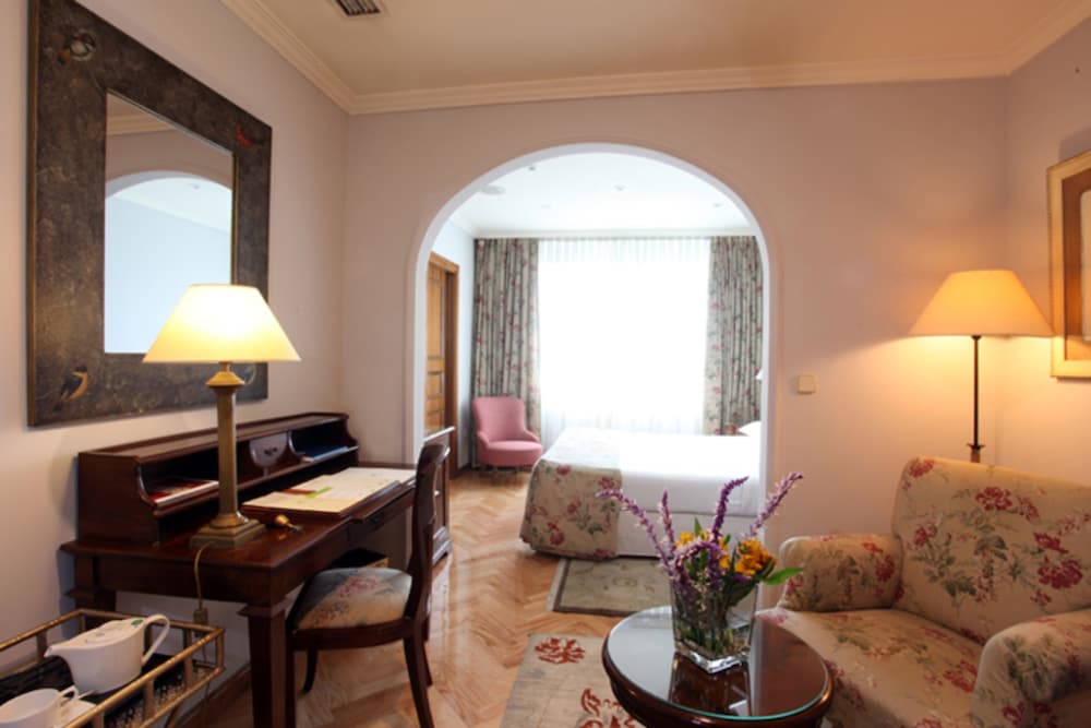 Superior Double Room photo 2