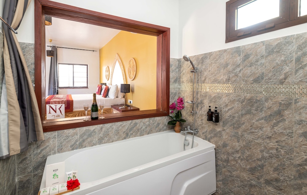 Superior Triple Room photo 3