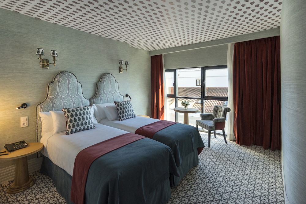 Premium Double or Twin Room - Photo 2