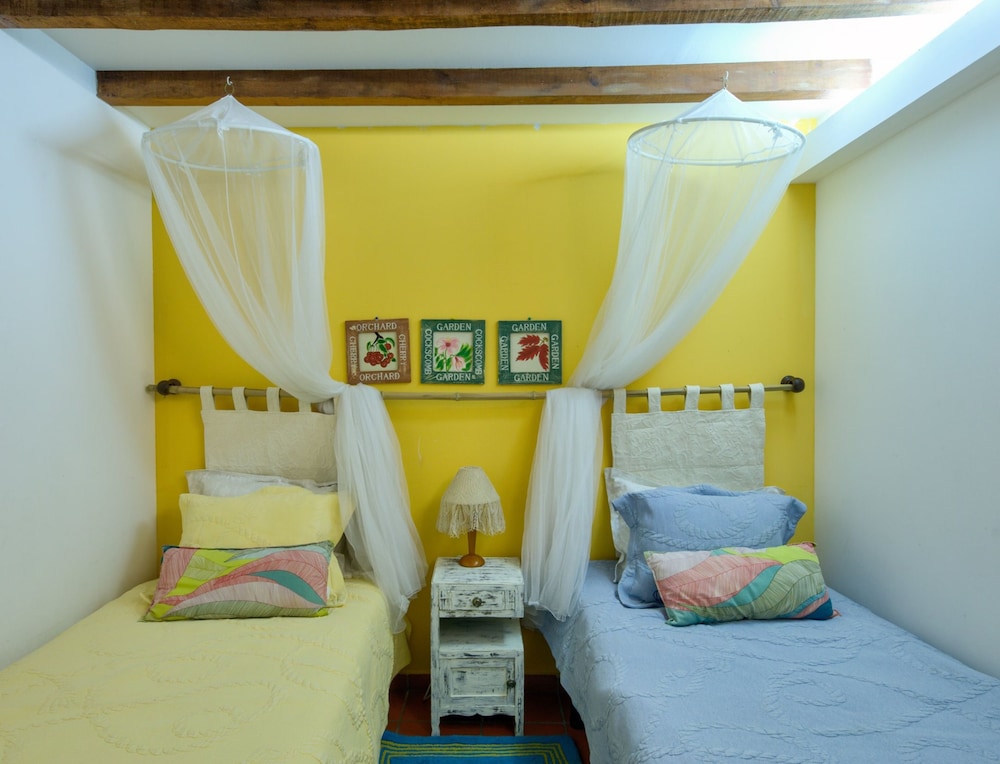Family Suite, 2 Bedrooms, Non Smoking, Mountain View photo 2