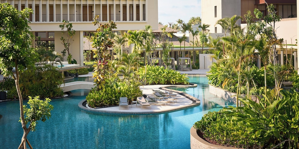 Standard Room, 2 Twin Beds, Pool View - Photo 6