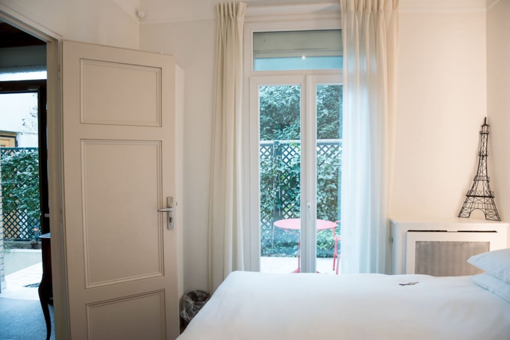 Standard Double Room, 1 Double Bed, Garden View, Ground Floor photo 1