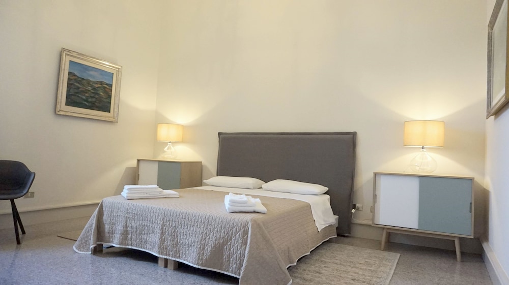 Classic Double Room - Photo 20