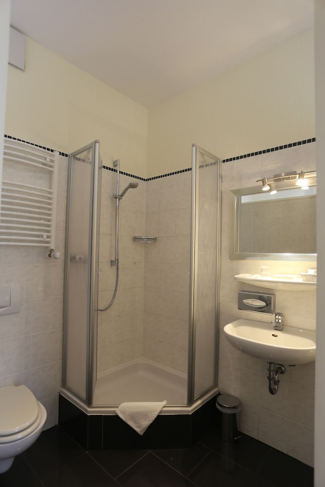Standard Single Room photo 3