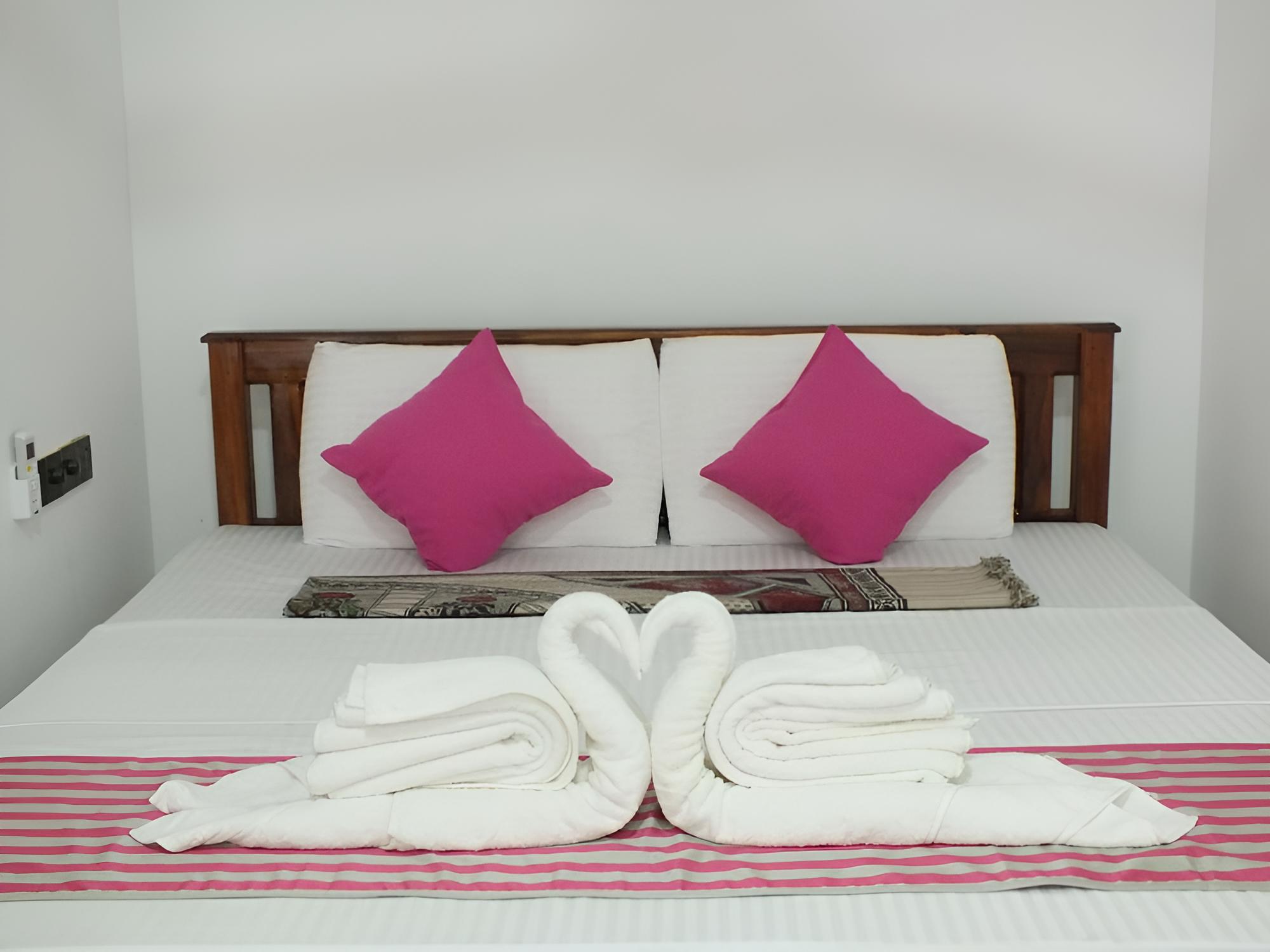 Luxury Triple Room, 1 Bedroom, Non Smoking, Mountain View photo 2