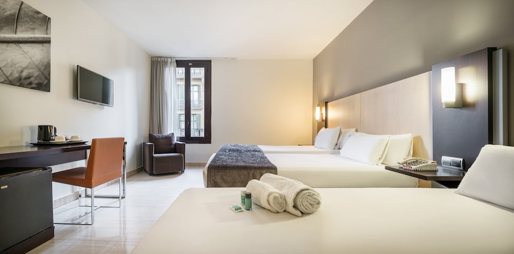 Triple Room, 2 adults and 1 child