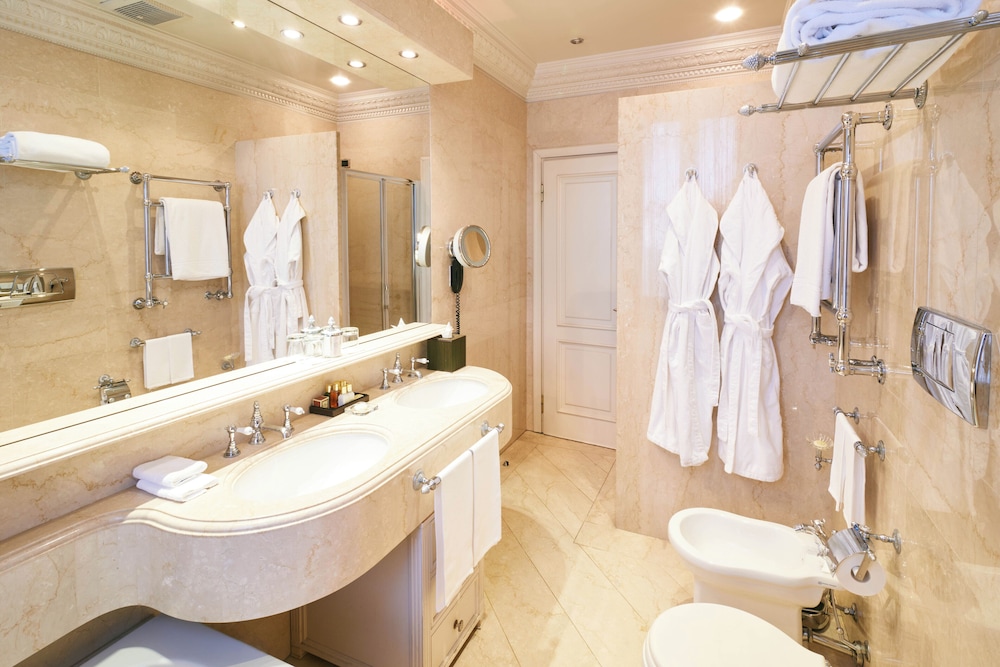 Junior Suite - Photo 8