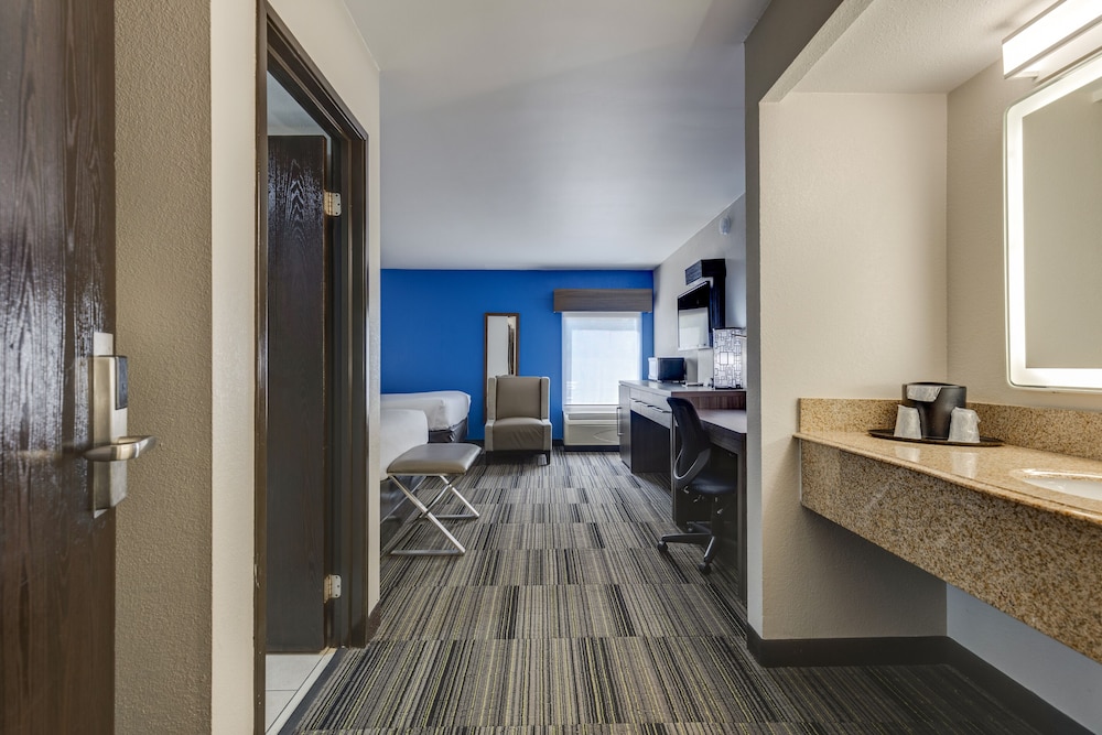 Standard Double Room - Photo 6
