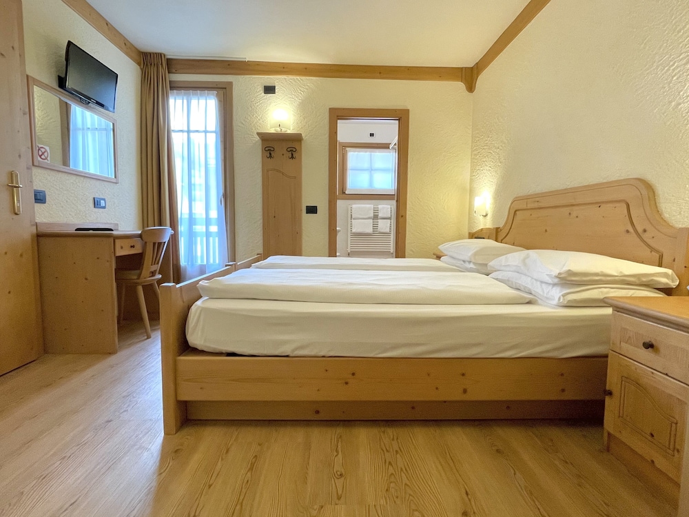 Double or Twin Room photo 1