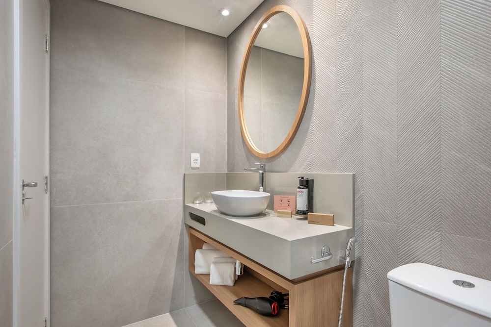 The Innside Premium Room City View - Photo 4
