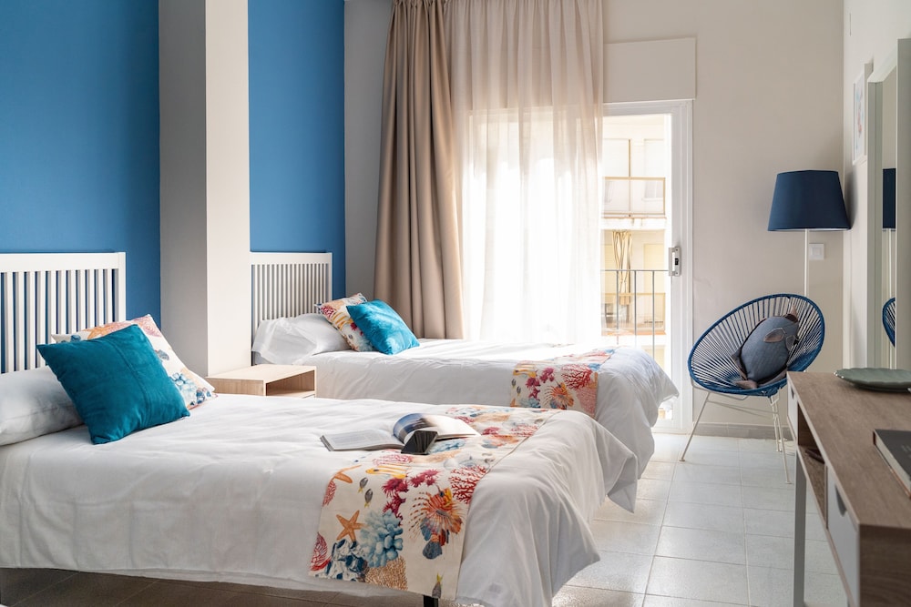 Standard Triple Room photo 2