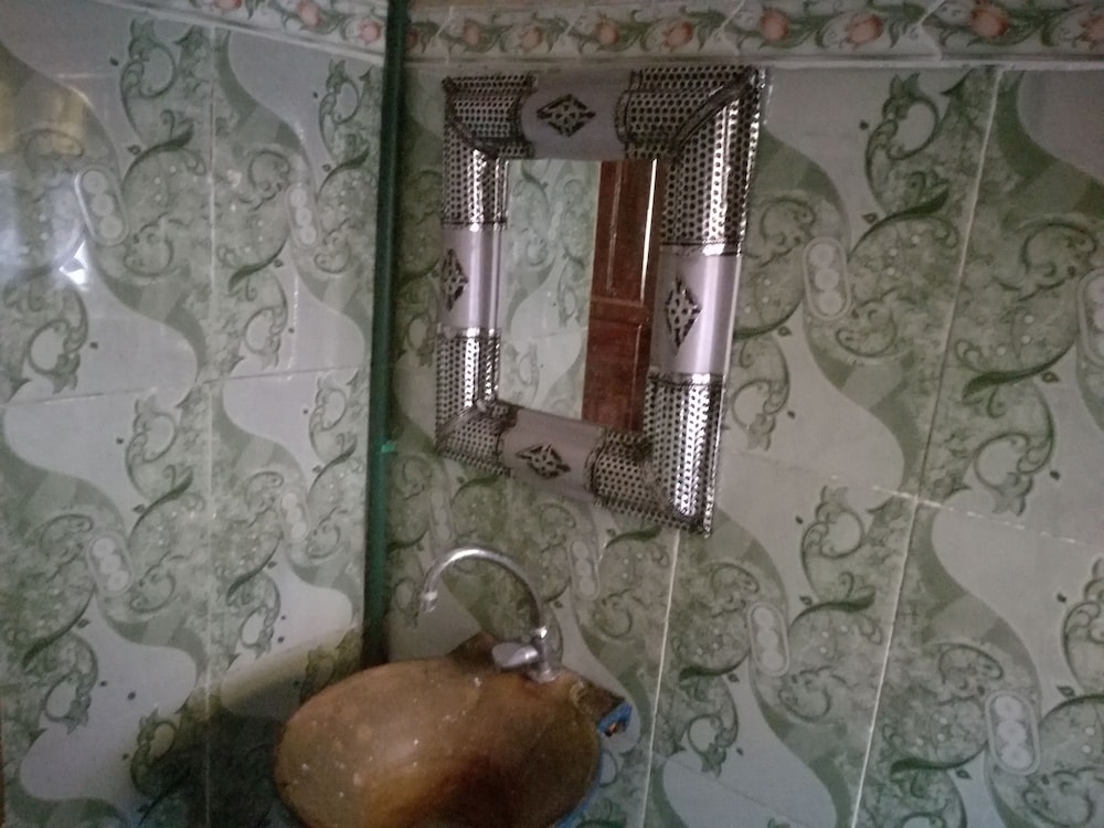Double or Twin Room - Photo 6