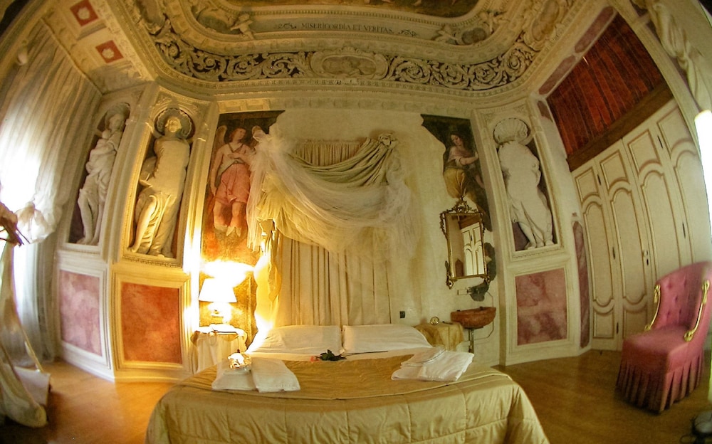 Executive Suite (Family) photo 1
