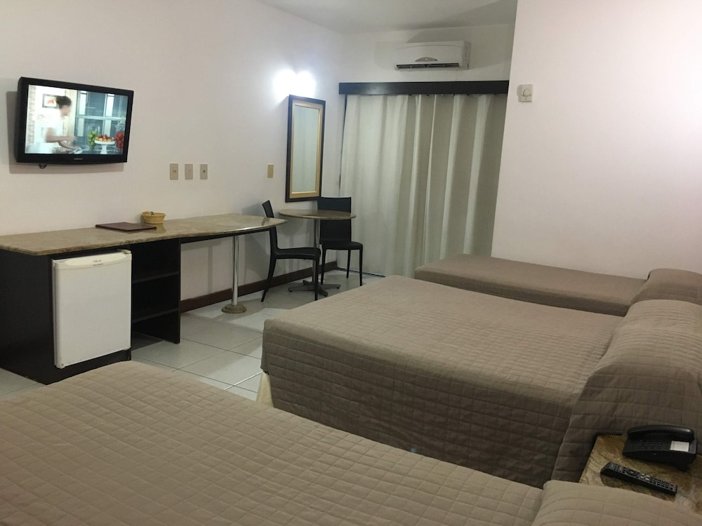 Deluxe Room, Pool View - Photo 3
