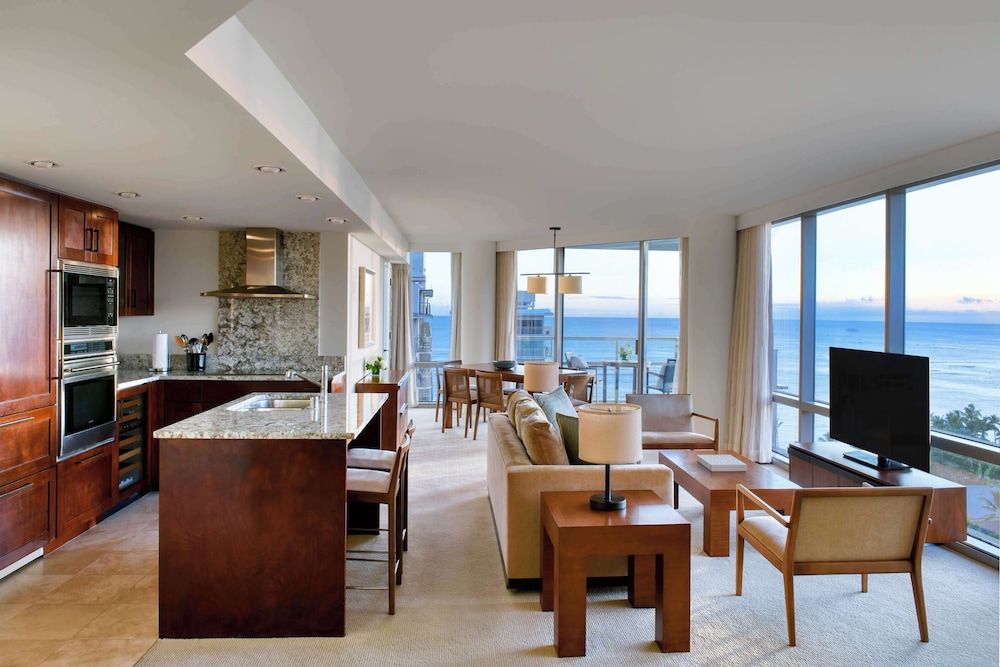 Grand Suite, 2 Bedrooms, Ocean View thumbnail 6