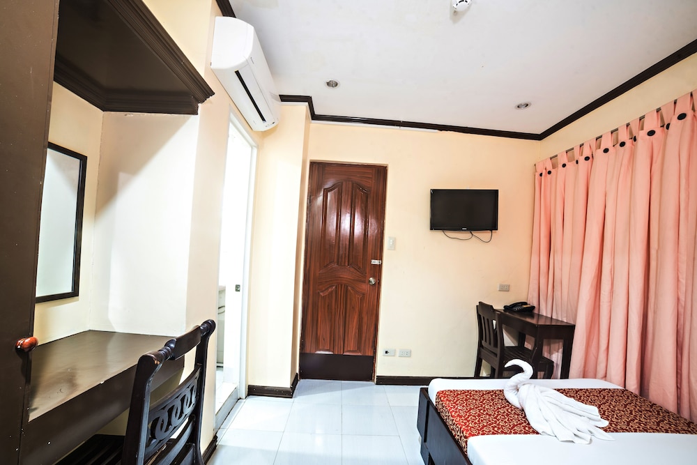Basic Double Room photo 2