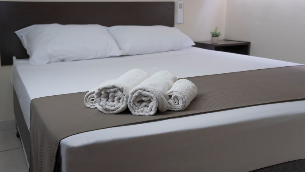 Comfort Triple Room, 1 Bedroom, Non Smoking, Private Bathroom photo 2