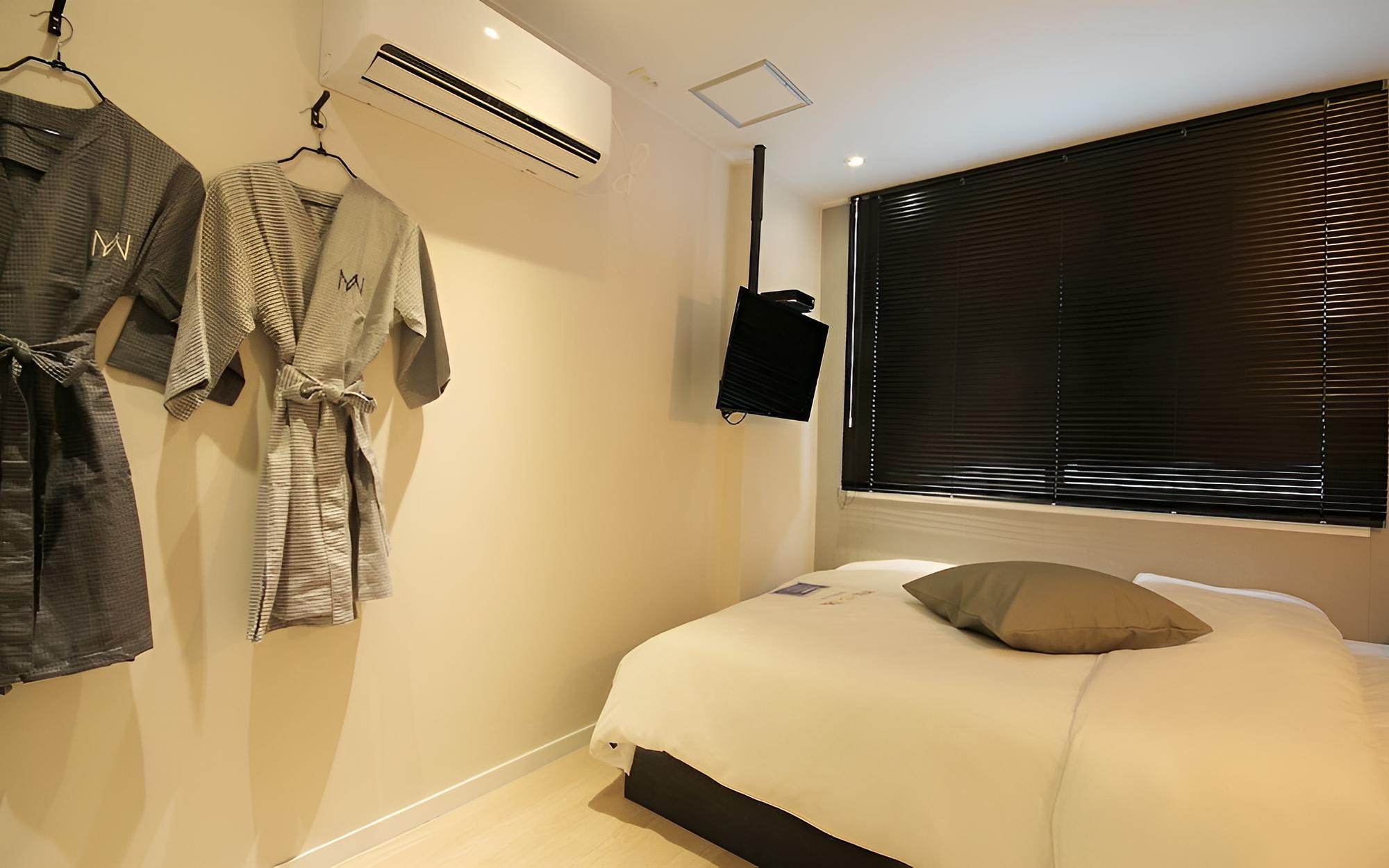 Room (Standard (Netflix Available No-smokin) - Photo 18