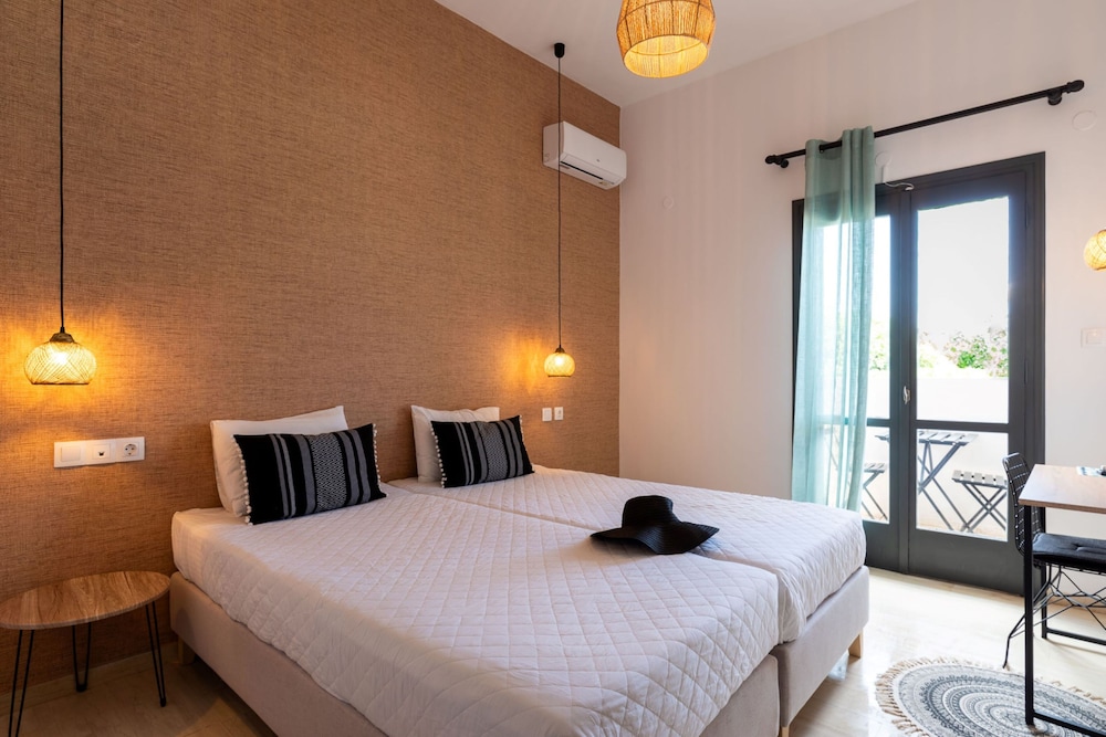 Triple Room - Photo 16