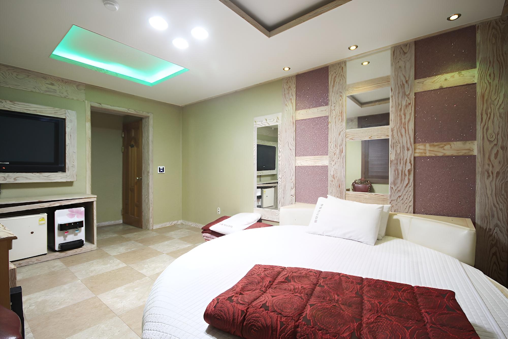 Room (Special Room)