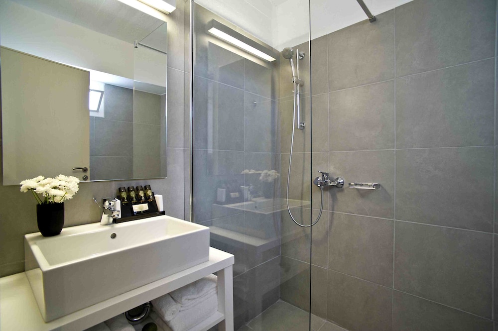 Double Room, Sea View (Party Annex) photo 3