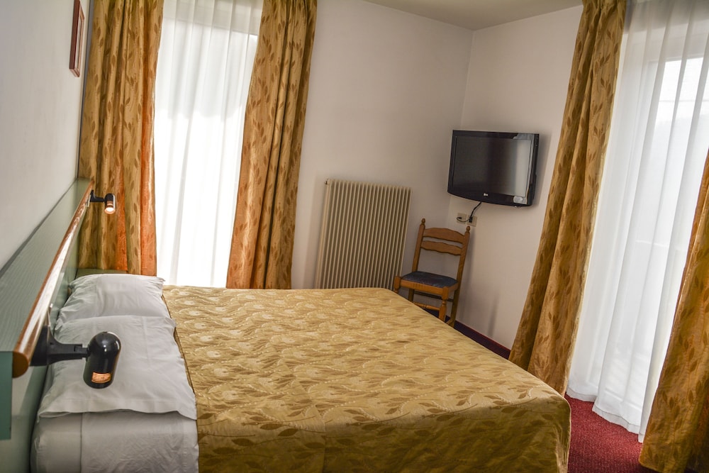 Comfort Double Or Twin Room photo 1