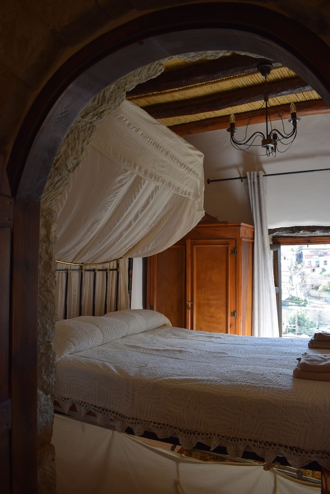 Traditional Apartment, 1 Bedroom photo 2