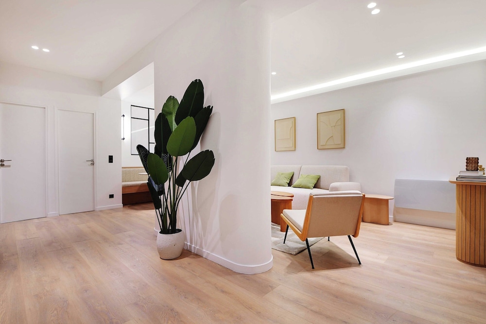 Apartment photo 3