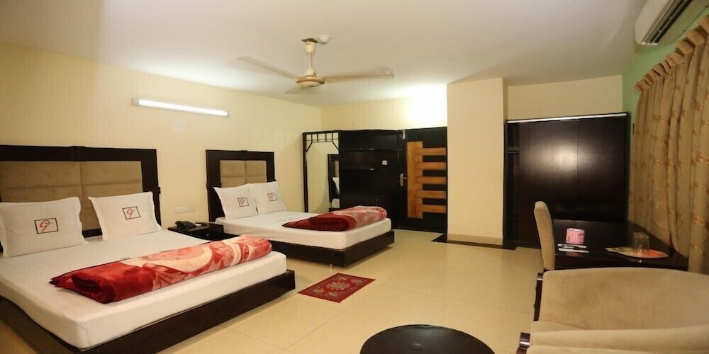 Deluxe Triple Room