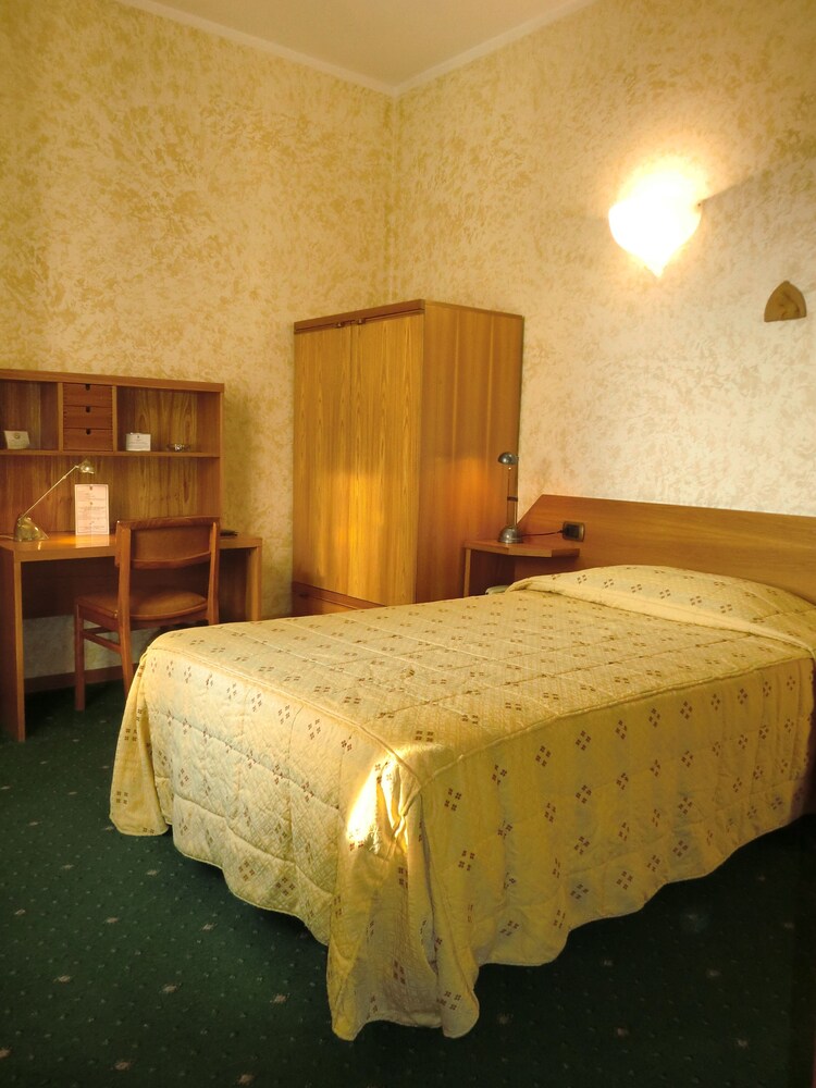 Superior Single Room, 1 Large Twin Bed, Non Smoking