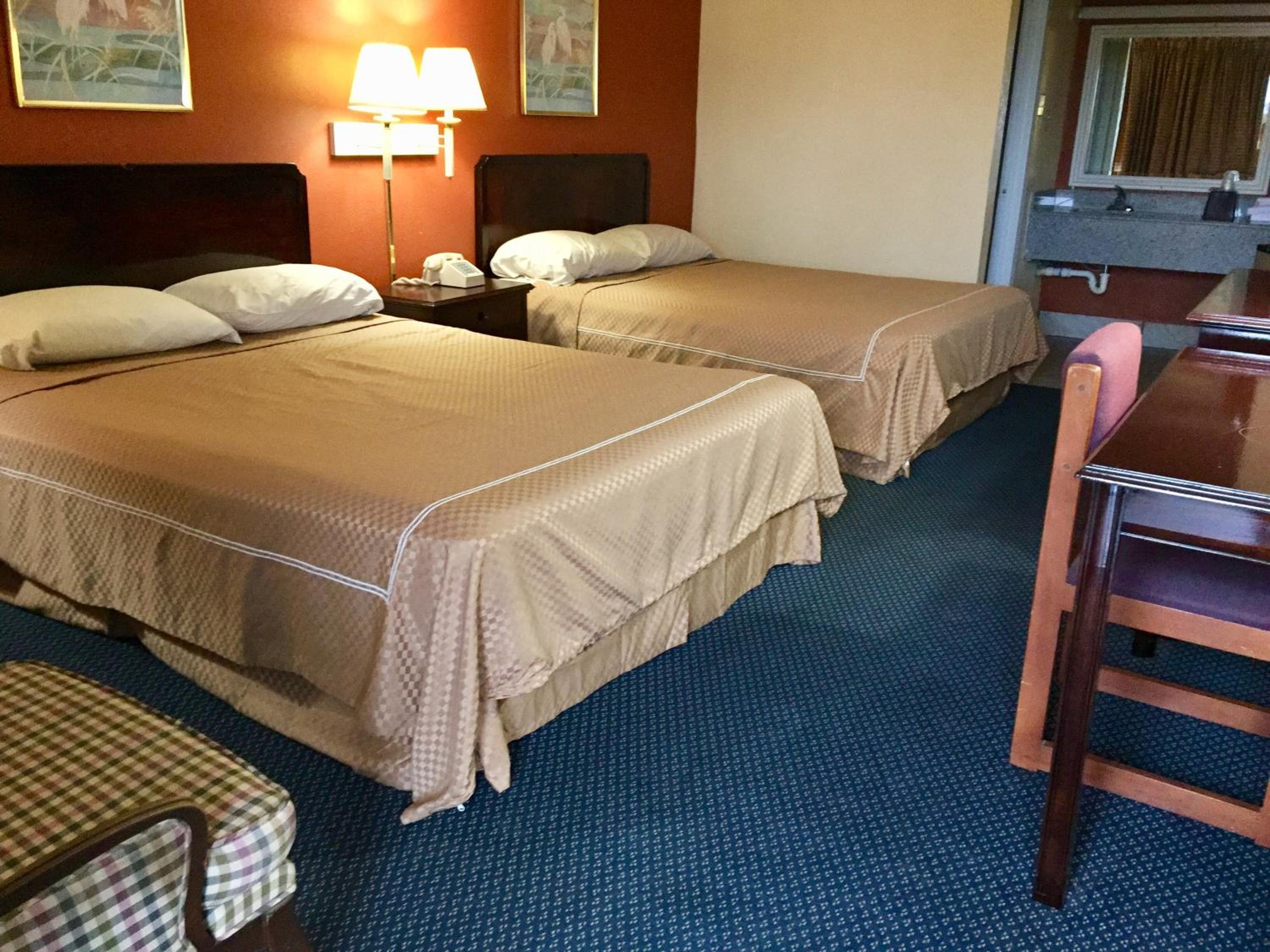 Double Room with Two Double Beds - Non-Smoking photo 1