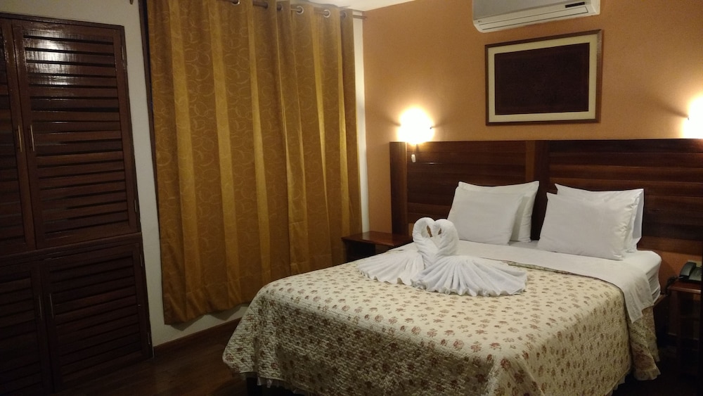 Room, 1 Queen Bed photo 1