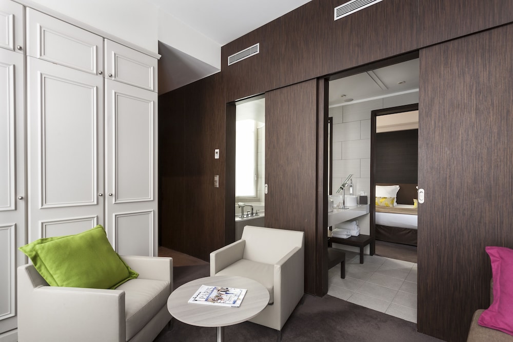Suite