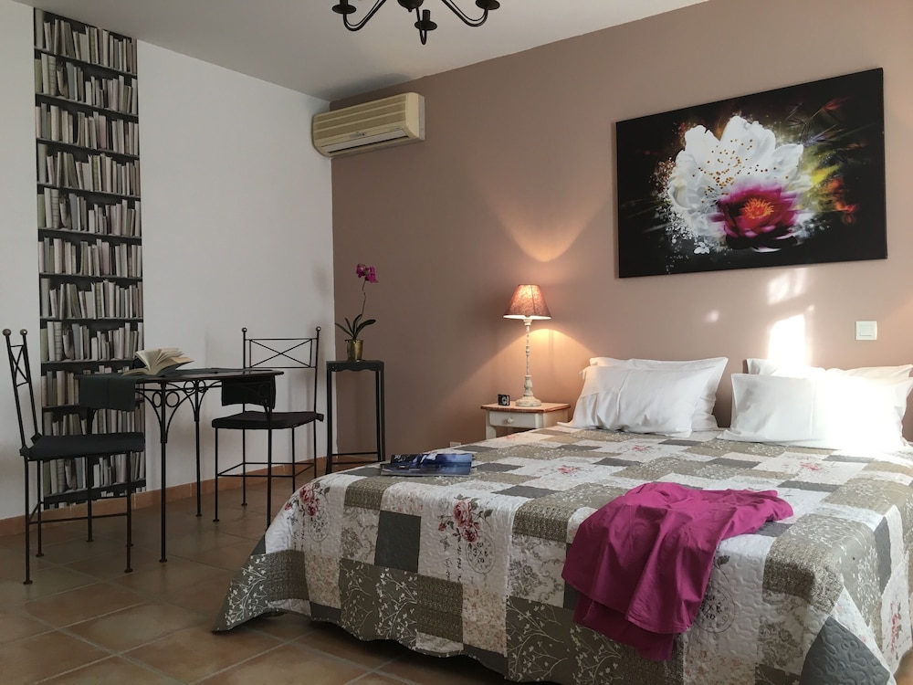 Superior Double Room photo 2