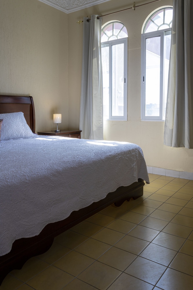 Deluxe Room, 1 King Bed with Sofa bed