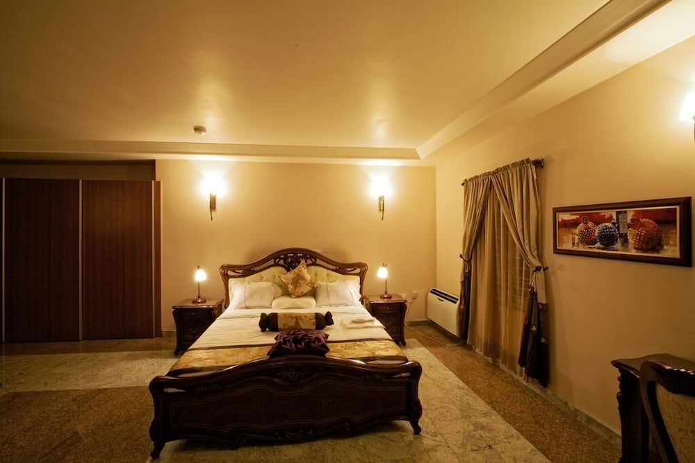 Executive Room photo 1