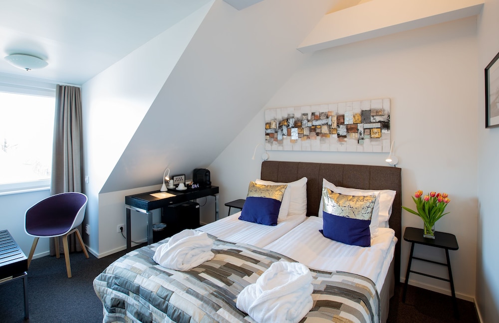 Double Room, 1 Queen Bed photo 2