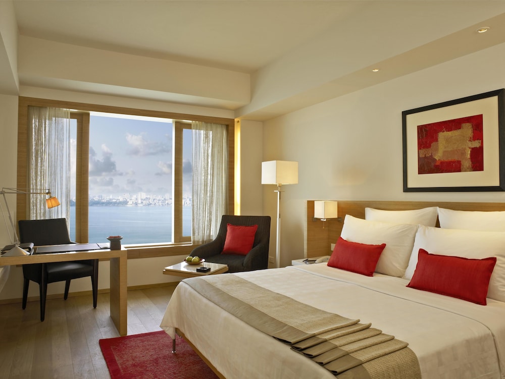 Premier Room, Ocean View