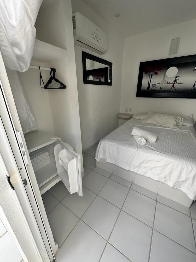 Basic Room photo 2