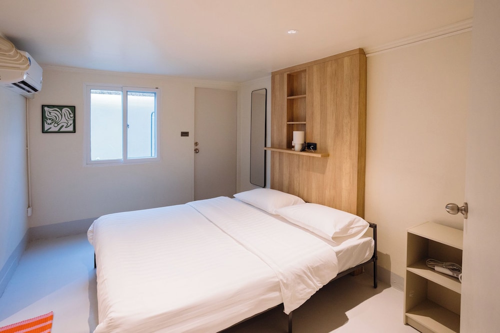 House, 3 Bedrooms photo 3