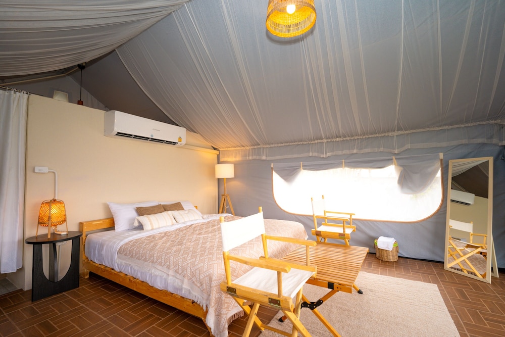 Luxury Tent photo 1