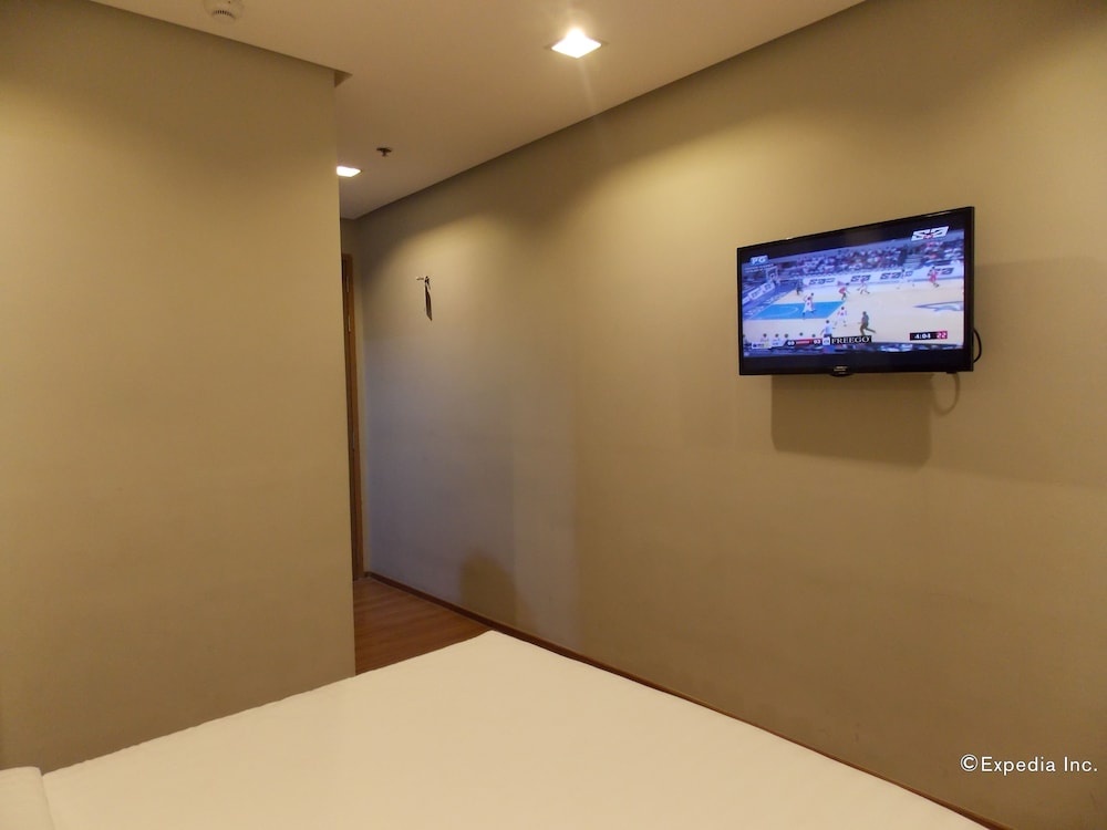 Deluxe Matrimonial Room photo 2