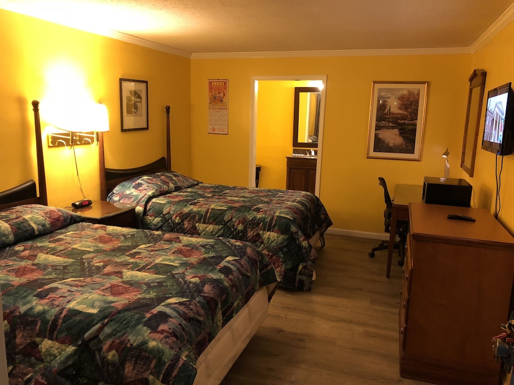 Deluxe Double Room, 2 Double Beds photo 3