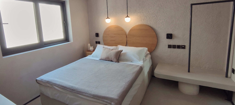 Basic Double Room