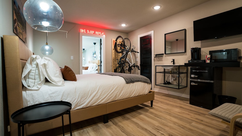 #2, Back 40, Double Room photo 3