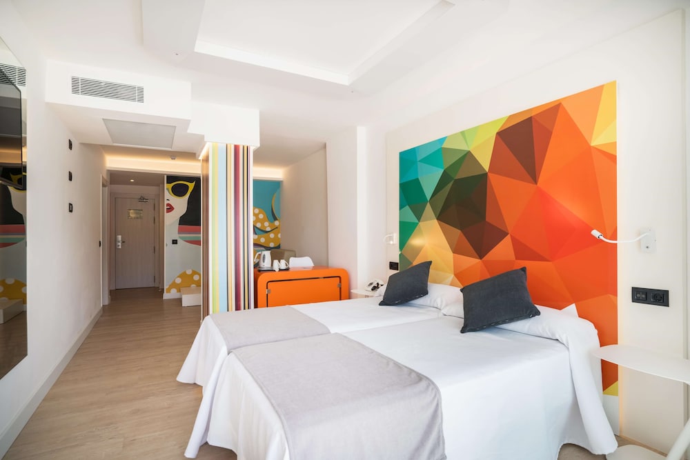 Superior Double Room, Balcony - Photo 4